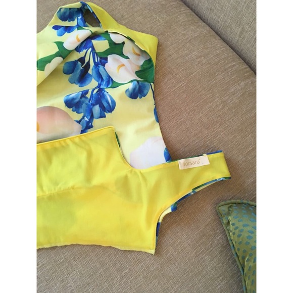 Forsara Dress - Picture 4 of 8